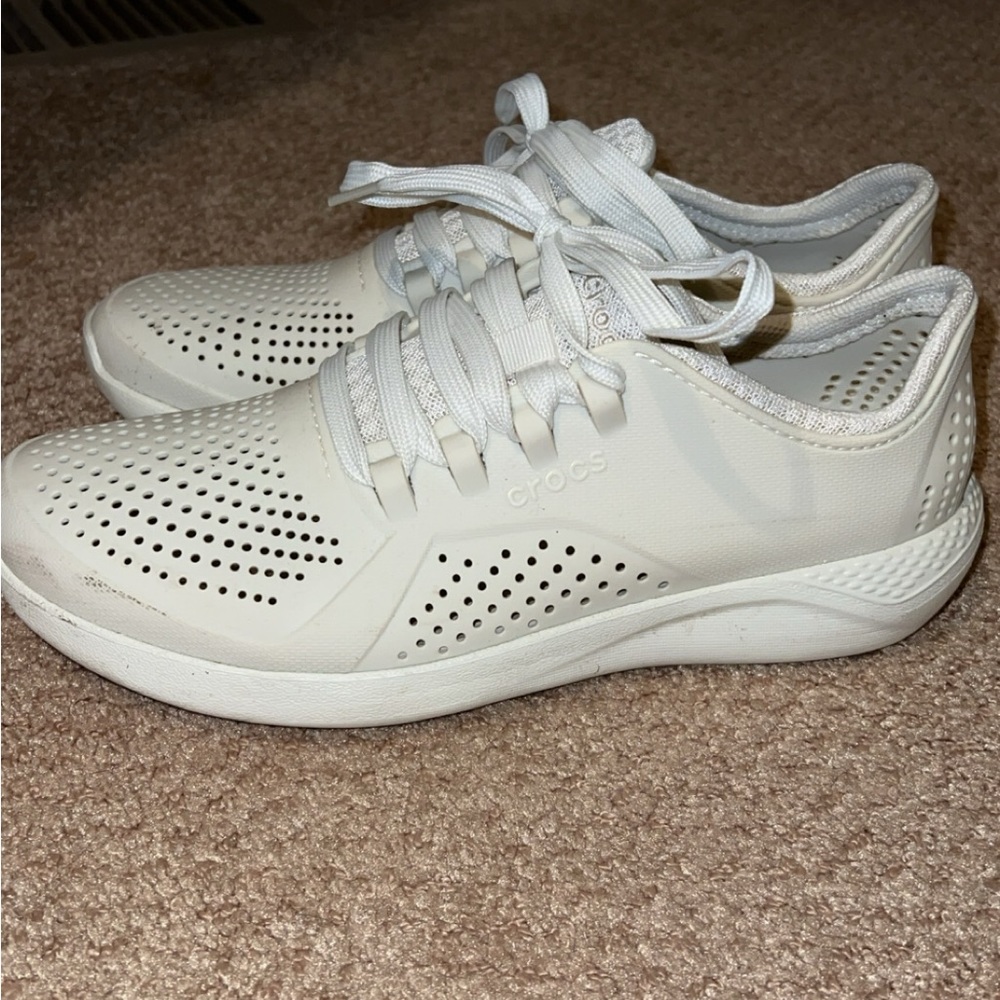 Women’s size 10 Crocs tennis shoes